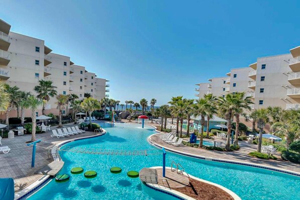 Pool - Stunning, Spacious Condo At Waterscape Steps To Beach Lazy River (Fort Walton Beach)