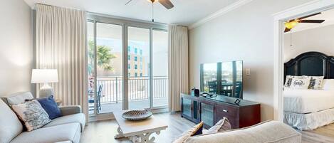 Télévision, lecteur de DVD, espaces bureaux