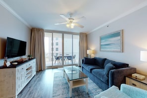 TV, DVD player, offices - Family Friendly Condo At Waterscape Waterfall, Lazy River And More (Fort Walton Beach)