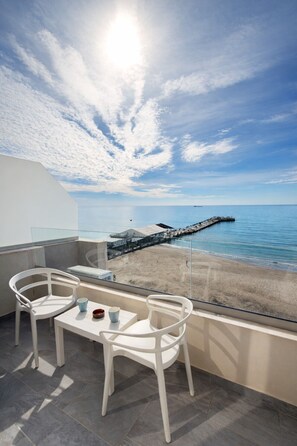 Property grounds - Sea view luxury duplex (Durrës)