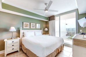 1 bedroom, iron/ironing board, WiFi, bed sheets - Elegant, Spacious Condo At Waterscape Children's Playground, 2 Hot Tubs (Fort Walton Beach)