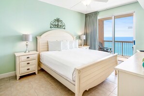 3 bedrooms, iron/ironing board, WiFi - Inviting 11th-floor, beachfront condo with pool, hot tub & beach access (Panama City Beach)
