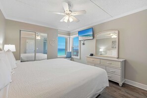 2 bedrooms, iron/ironing board, WiFi - Updated beachfront condo with beach setup - quick drive to entertainment (Fort Walton Beach)