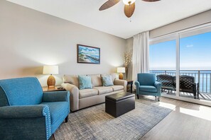 TV, offices - Beachfront condo with balcony, pool & 2 complimentary beach chairs (Panama City Beach)