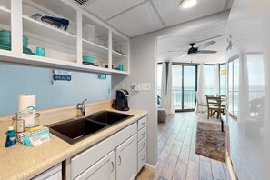 Interior - Gulf-view condo with pools, beach access, gym, grills, & updated interior (Panama City Beach)