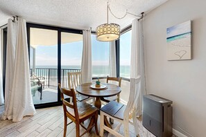 Dining - Gulf-view condo with pools, beach access, gym, grills, & updated interior (Panama City Beach)