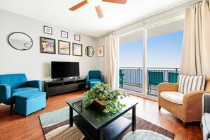 TV, DVD player, offices - Colorful, beachfront condo with Gulf view, pool, hot tub, and lazy river (Panama City Beach)
