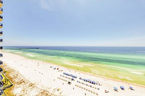 On the beach - Beachfront condo with Gulf views, access to beach, large pool, hot tub & gym (Panama City Beach)