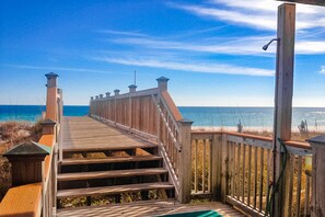 Property grounds - Inviting Gulf-front condo In Perdido Key with waterfront pool/hot tub and oceanfront balcony (Perdido Key)