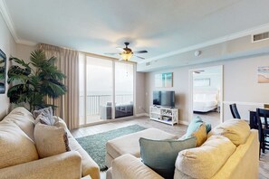 TV, offices - 19th-floor Gulf-front condo with Gulf views, pools, hot tubs, tennis, sauna, gym (Panama City Beach)