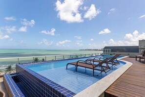 Pool - Mar Bello Plaza #207 por Carpediem (Cabedelo)