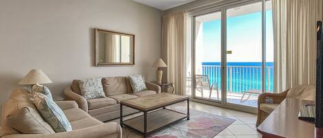 Tv, dvd-spelare och kontor