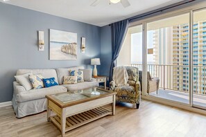 TV, DVD player, offices - Beachfront condo with pool, hot tub, terrific beach views, & balcony (Panama City Beach)