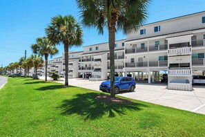 Exterior - 2-story condo with Gulf views, on-site pool, balconies, & easy beach access (Panama City Beach)