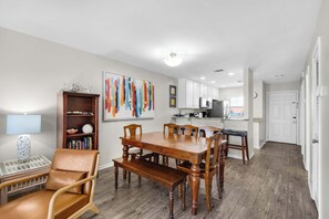 Dining - 2-story condo with Gulf views, on-site pool, balconies, & easy beach access (Panama City Beach)