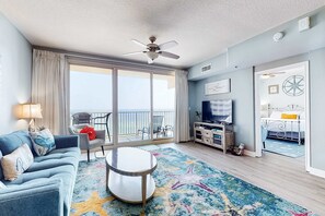 TV, offices - Updated beachfront condo with pool, hot tub, W/D, & central AC (Panama City Beach)