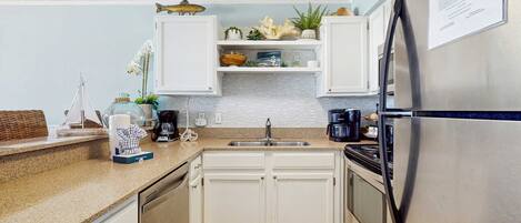 Fridge, microwave, oven, stovetop