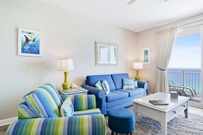 TV, offices - Sunny getaway at the beach with furnished balcony, pool & fitness room (Panama City Beach)