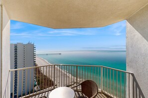 Property grounds - Gulf-front condo near Pier Park w/ on-site pools, hot tubs & fitness center! (Panama City Beach)