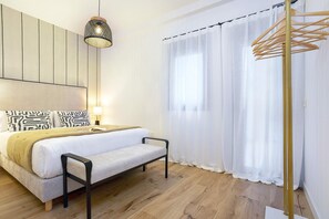 4 bedrooms, iron/ironing board, WiFi, bed sheets - Spectacular apartment in Granada. Buensuceso I (Granada)