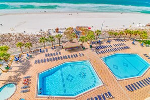 Pool - Oceanfront condo with beach access, pools & hot tubs (Panama City Beach)