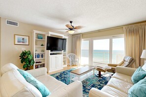 TV, DVD player, offices - Large, sixth-floor oceanfront condo with ocean views, pool access, & central AC (Fort Walton Beach)