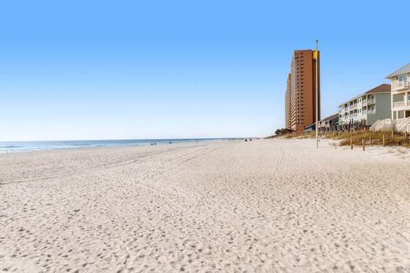 Beach nearby - Sunny Gulf Coast condo with beach access, pool, tennis, & shuffleboard (Panama City Beach)