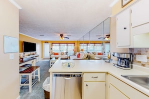 Fridge, microwave, oven, stovetop - Sunny Gulf Coast condo with beach access, pool, tennis, & shuffleboard (Panama City Beach)