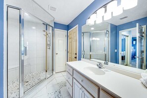 Shower, hair dryer, towels - Stylish dog-friendly home with private pool, ocean view, & high-speed WiFi (Panama City Beach)