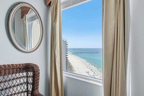 Interior - Tropical, Gulf front condo w/ a private balcony, shared pool, & hot tub (Panama City Beach)