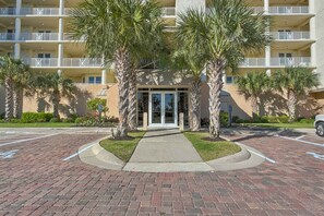 Exterior - Resort Condo w/ Screened Porch & Shared Pools, Hot Tubs, Beach Club, Golf, Gym (Perdido Key)
