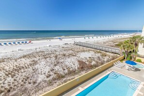 Pool - 3rd Floor Spacious Gulf Front Condo w/ Beach Service Included, Near Dining (Fort Walton Beach)