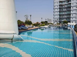 Pool - Big studio 5mins to fruit market high floor Supala (Muang Pattaya)
