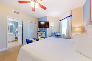 3 bedrooms, iron/ironing board, WiFi, bed sheets - Spacious high-rise condo with stunning beachfront views, pools & hot tubs (Panama City Beach)