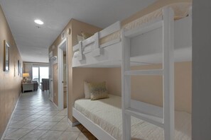 1 bedroom, iron/ironing board, WiFi, bed sheets - Gulf Front 2nd Floor Condo Pool, Beach Boardwalk, in Heart of Destin (Destin)