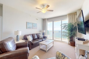 TV, DVD player - Gorgeous beachfront condo, shared pool and beach access (Panama City Beach)