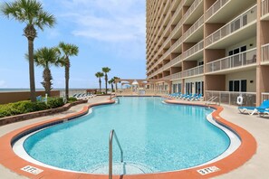 Pool - Inviting condo ocean views, beach access & on-site pool (Panama City Beach)