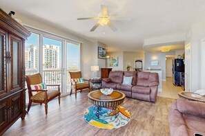 TV, offices - Inviting condo ocean views, beach access & on-site pool (Panama City Beach)