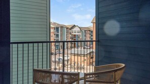 Property grounds - Landing | Beautiful 2BD, Pool, Gym (Colorado Springs)