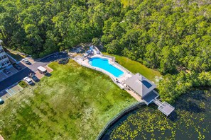Pool - Dream escape with beach access, pool, bikes screened patio & W/D (Santa Rosa Beach)