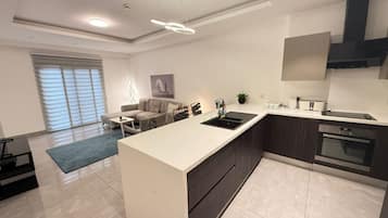 Apartamento superluxo, vista para a cidade | Cozinha privada