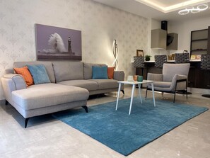 Apartamento de lujo, vistas a la ciudad | Interior