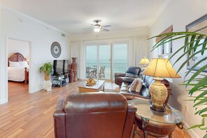 TV, DVD player, offices - Inviting Gulf-front condo In Perdido Key with waterfront pool/hot tub and oceanfront balcony (Perdido Key)