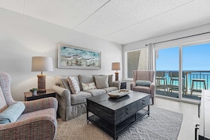 TV, DVD player, offices - 7th-floor, bright Gulf-front condo with views - close to entertainment (Fort Walton Beach)