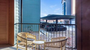 Property grounds - Landing | Beautiful 2BD, Pool, Gym (Colorado Springs)