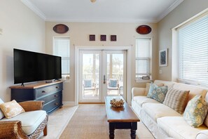TV - Stylish condo with screened balcony, pool, & tennis - near beach (Santa Rosa Beach)