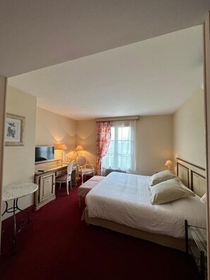 Unclassified image, 4 of 21, button - Hôtel Le Domaine de l'Orangerie (Bonnat)