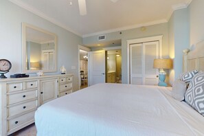 2 bedrooms, iron/ironing board, WiFi, bed sheets - Elegantly Decorated Condo On Okaloosa Island Waterfall, Lazy River (Fort Walton Beach)