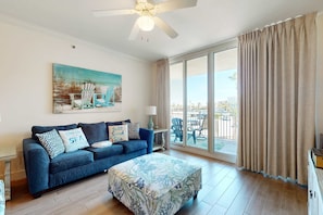 TV, DVD player, offices - 2nd Floor Elegant, Spacious Condo At Waterscape Waterfall, Lazy River (Fort Walton Beach)