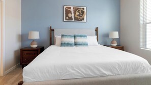 1 chambre, bureau, fer et planche à repasser, Wi-Fi